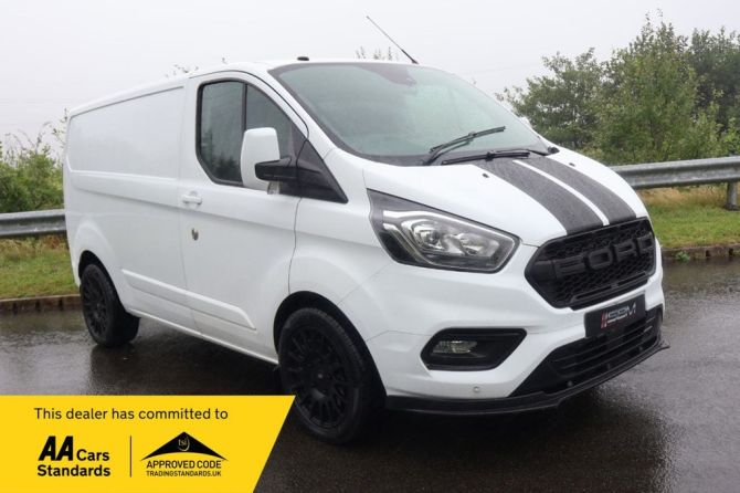 Used FORD TRANSIT CUSTOM in Pontyclun, South Wales for sale