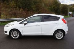 FORD FIESTA TITANIUM - 2243 - 3