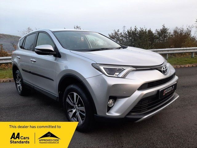 Used TOYOTA RAV-4 in Pontyclun, South Wales for sale