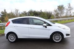 FORD FIESTA TITANIUM - 2243 - 2