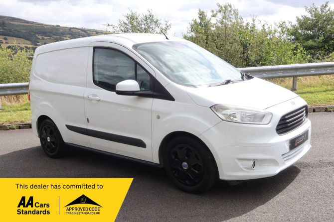 Used FORD TRANSIT COURIER in Pontyclun, South Wales for sale