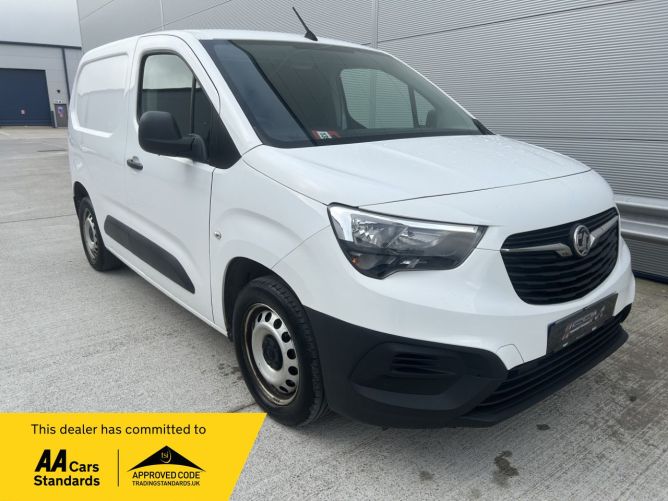 Used VAUXHALL COMBO in Pontyclun, South Wales for sale