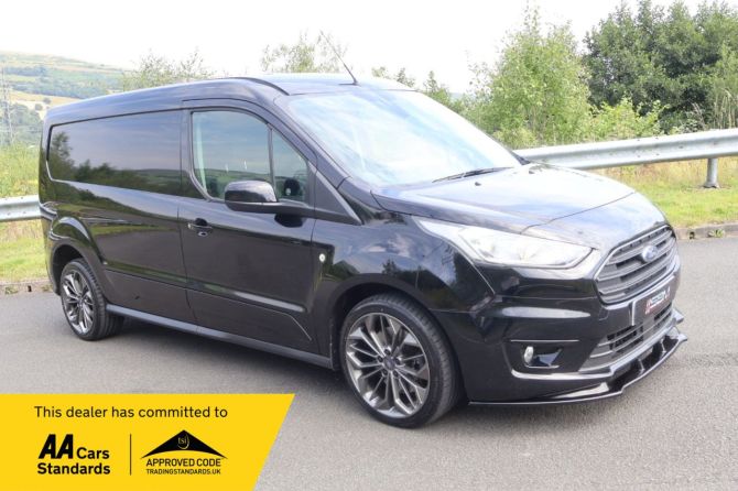 Used FORD TRANSIT CONNECT in Pontyclun, South Wales for sale